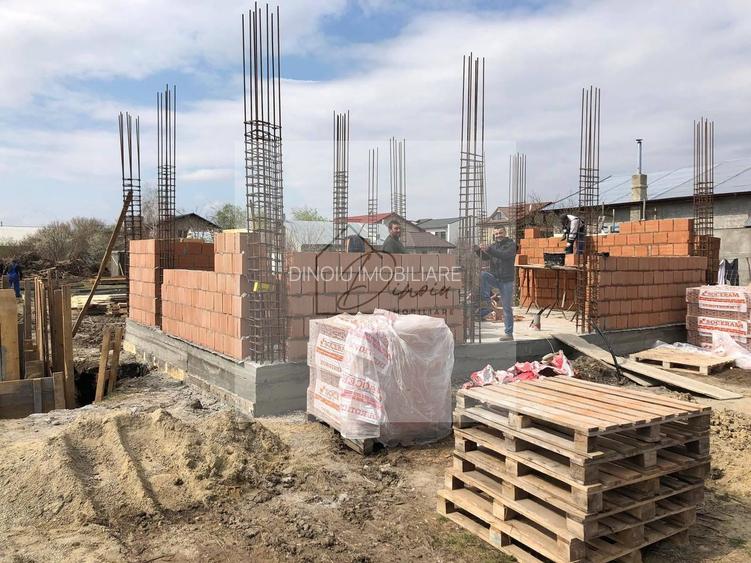 Vila de vanzare in Tunari I Gata de mutat I 4 camere 5 parcari  COM0% - 41