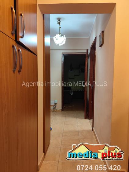 Apartament cu 2 camere decomandat, etaj 8/10,  Mazepa, - 7