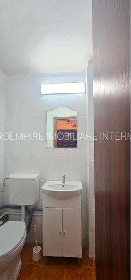Apartament 3 camere decomandate zona Inel 2 - 8