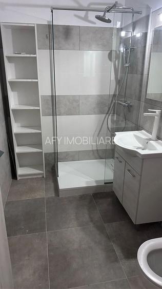 Inchiriez Garsoniră - Aparatorii Patriei-Centrala proprie - 3