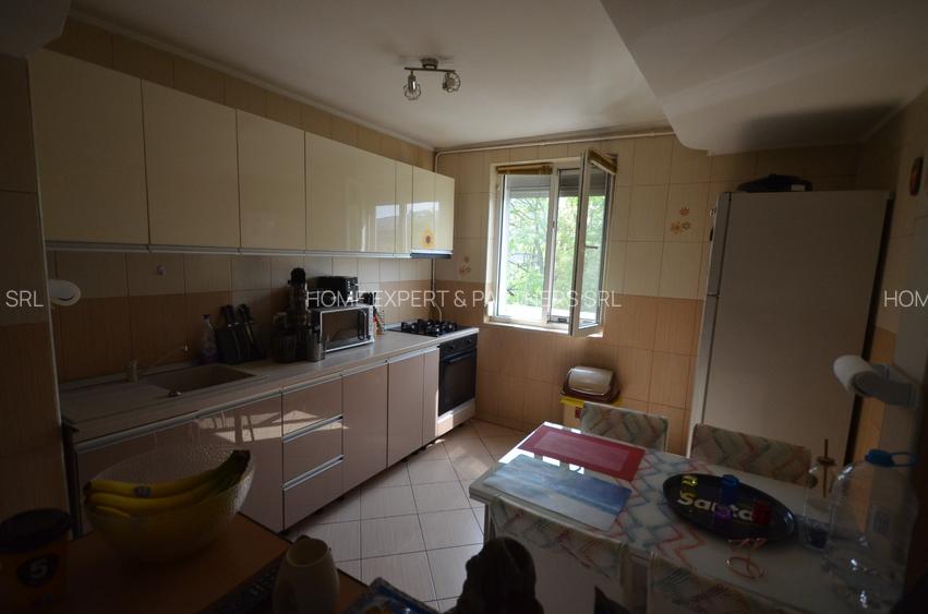 Apartament 3 camere - Titan - Bld 1 Decembrie - Metrou - 4