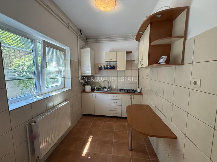 Apartament 3 camere decomandat in vila - 7