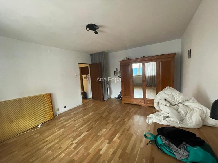 Garsoniera dubla extrem de spatioasa aproape de Casa Poporului si Politehnica - 4