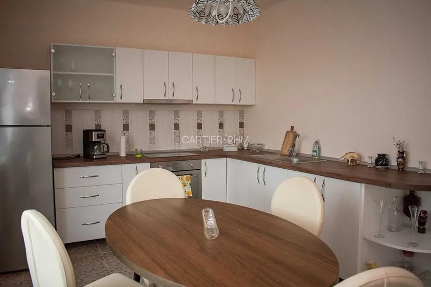 Casă spațioasă cu 6 camere și teren generos de vânzare în Buziaș- 732 - 5