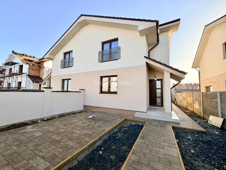 Comision 0% Duplex cu 4 camere, toate utilitatile + asfalt- Mosnita - 2