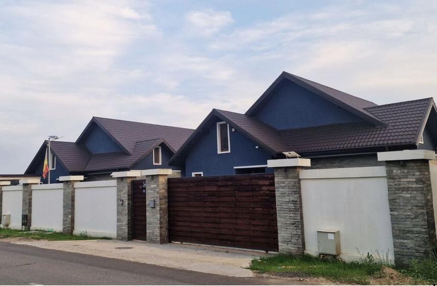 Vila 4 camere+terasa+curte proprie