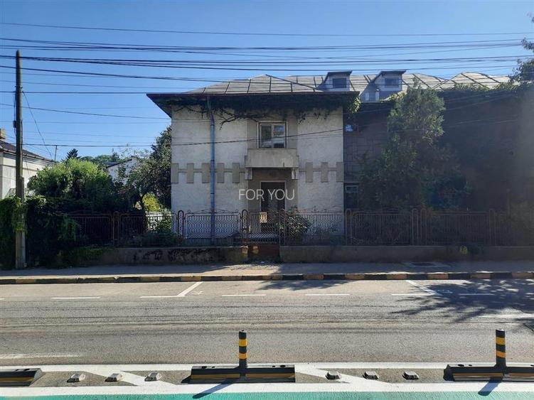 VILA CENTRAL S+P+1E - 2