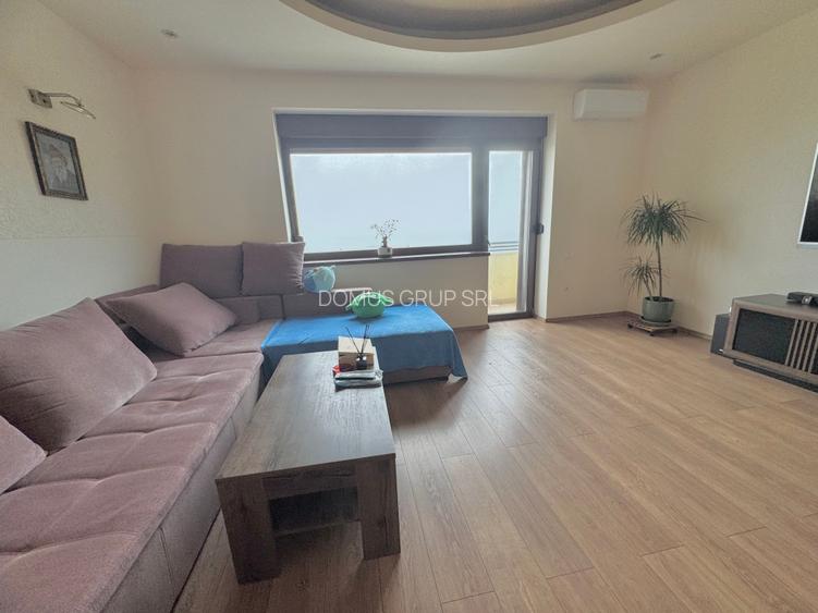 Vând apartament  4  camere vedere la mare - 6