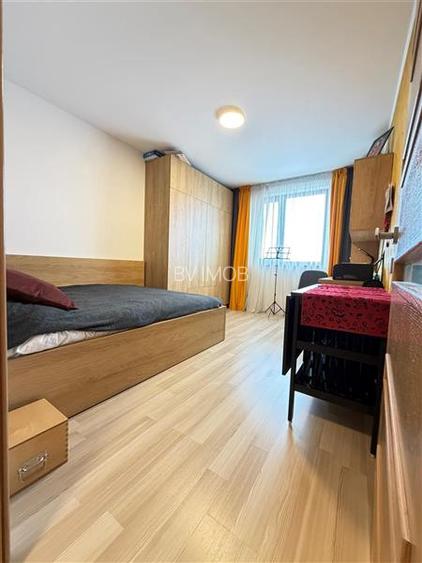 Vanzare apartament 4 camere pe 2 etaje, 3 bai, Urban Residence - 6