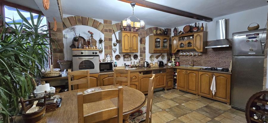 Pensiune 17 camere în Eforie Nord – afacere de familie, gata de exploatare - 19