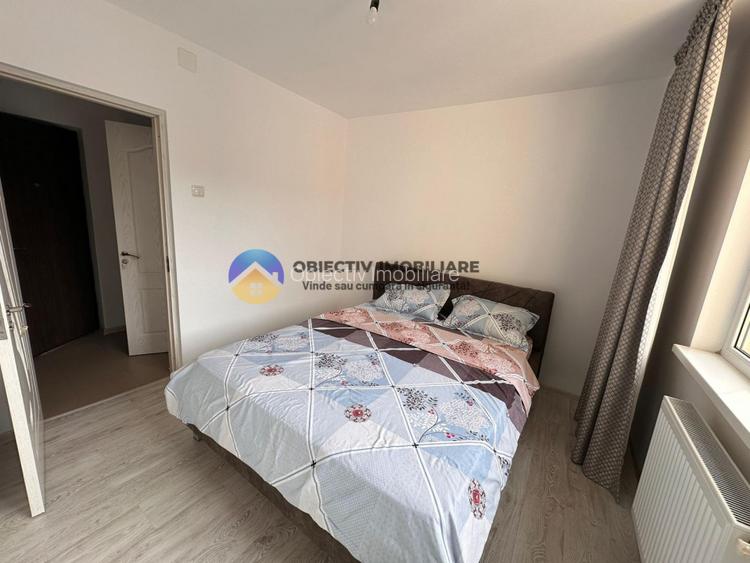 Apartament de inchiriat – 4 camere/ zona Scoala Nr.2  - 18