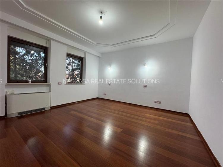 VILA IMPRESIONANTA LANGA PADURE // PISICINA INTERIOARA // TEREN 1700 MP - 21