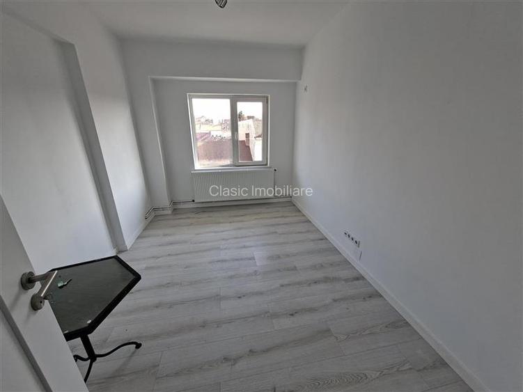 Inchiriere apartament ideal pentru activitate de birou zona Prefectura Centru, C - 5