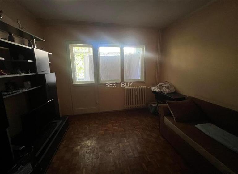 PIATA SUDULUI, EMIL RACOVITA, MOLDOVITA, 51 MP ETAJ 2/4 BLOC 1970 - 5