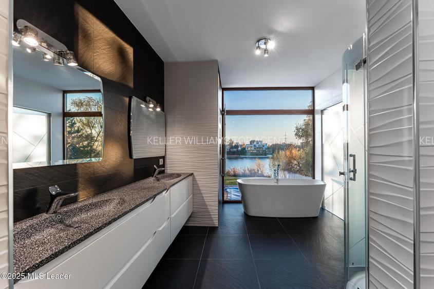 Vila pe malul lacului Mogosoaia | 617 mp total, teren 1182 mp - 16