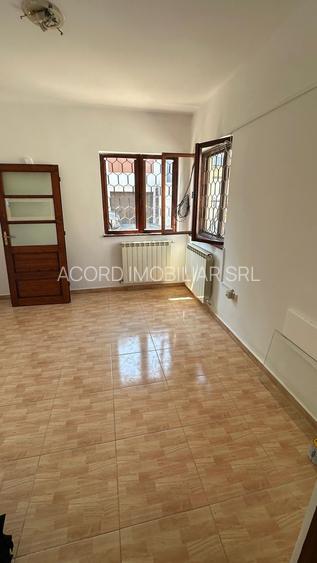 Casă de închiriat în zona Faleza Nord - 13