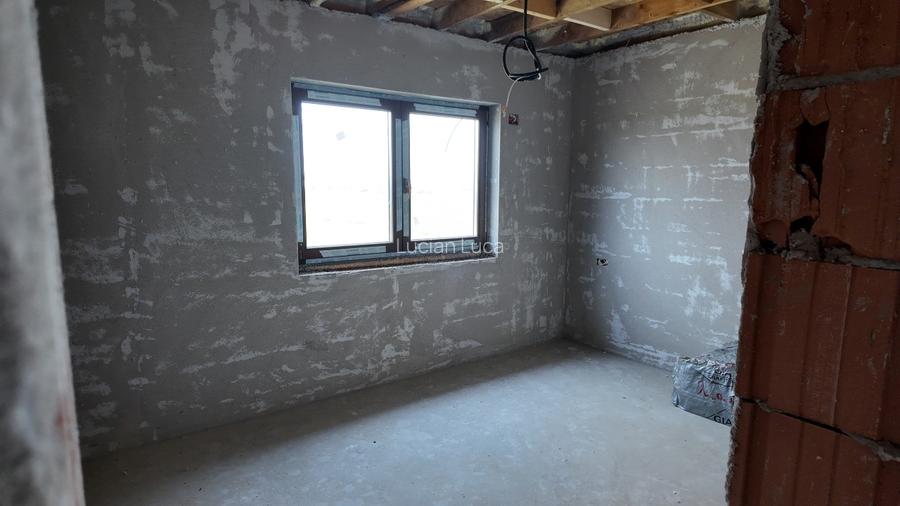 Vand casa individuala la cativa km de Timisoara - 12