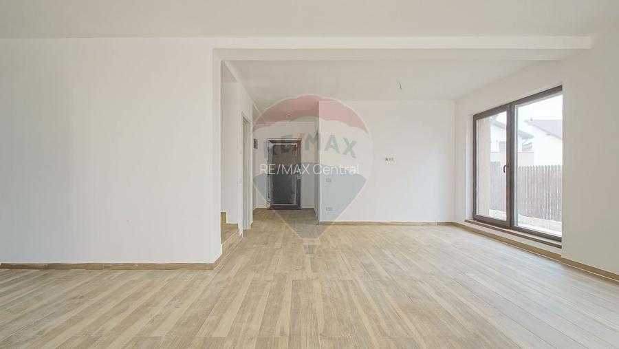 Casă Tip Duplex,  Săcele - 13