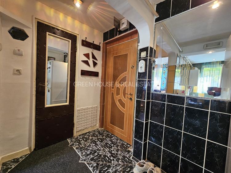 Apartament 2 camere, decomandat, etaj 2 - 12