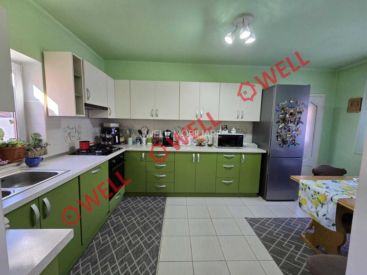 De vânzare casă familială cu etaj în Covasna, pe strada Ștefan cel Mare - 9