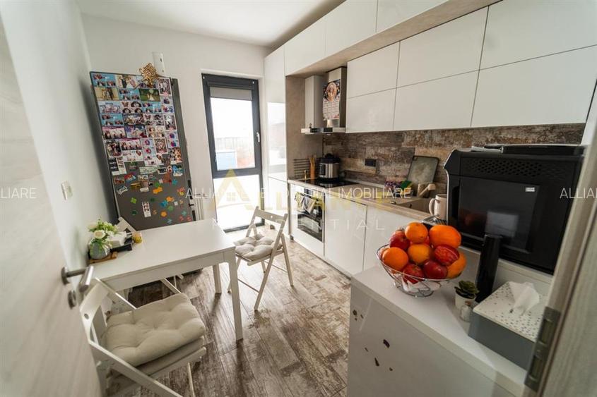Apartament spatios cu 3 camere si 2 bai, situat în complexul Creative - 5