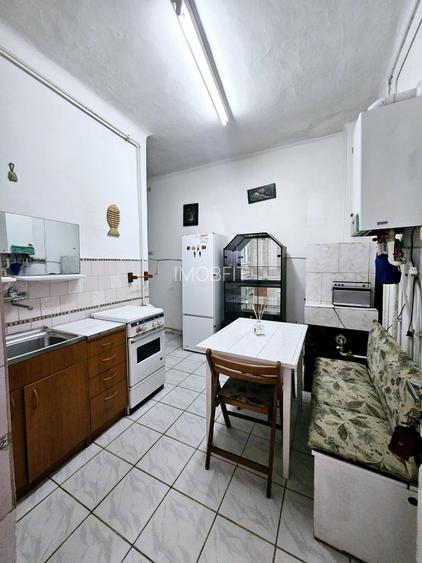 VANZARE APARTAMENT 4 CAMERE IN VILA, ZONA NICOLAE IORGA , PLOIESTI - 12