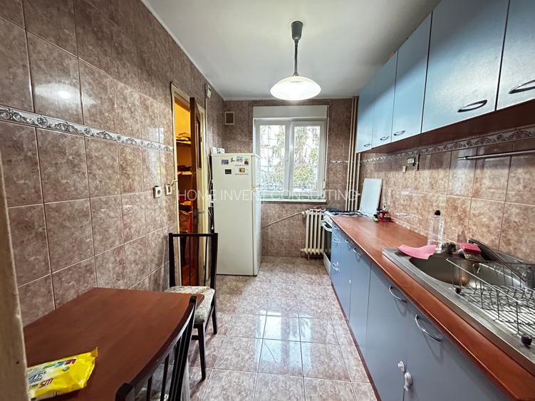 Apartament  3 camere Titan Auchan 1 Decembrie 1918 - 2