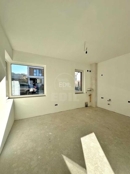 Casa tip Duplex,zona Narciselor - 7