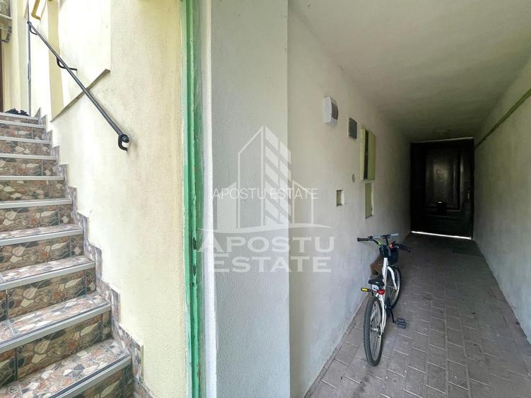Casa cu 2 apartamente – zona Piata Catedralei - 27