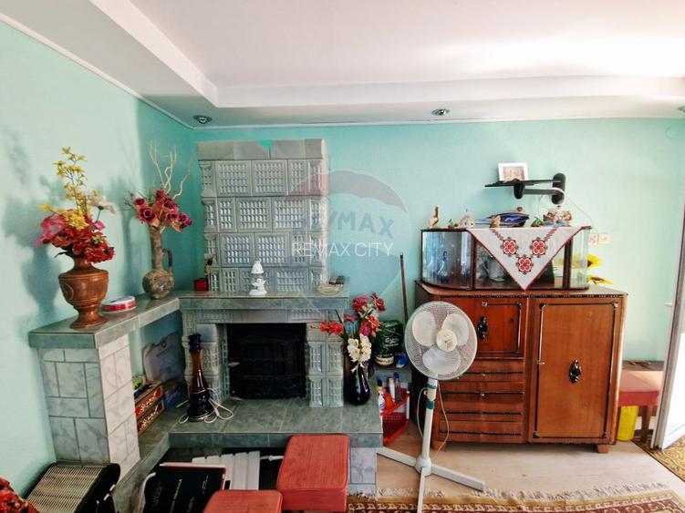 Vand sau schimb cu apartament  2 sau 3 camere si diferenta - 5