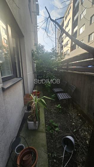 Amurgului La Strada apartament 2 camere tip studio cu gradina. - 3