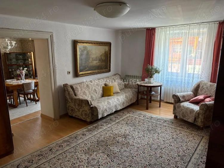 VAND CASA 4 CAMERE S+P+E, SINGUR IN CURTE ZONA CENTRALA - 2