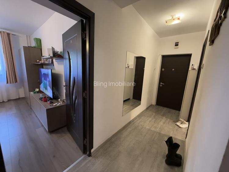 Apartament cu 2 camere decomandate, zona Mercur - 5