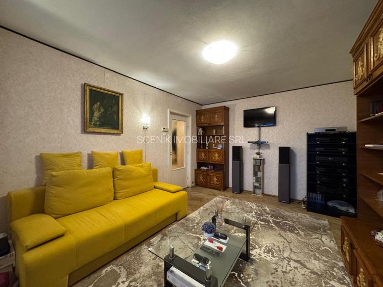 Astra, zona Saturn, Aleea Constelatiei, apart. semidecomandat, mobilat si utilat - 4