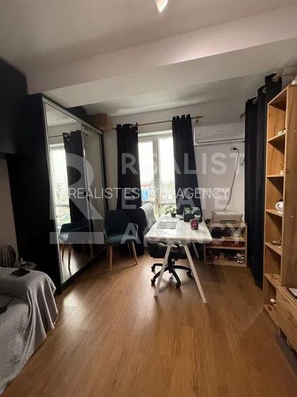 Vânzare, garsonieră în zona Militari Residence - 4