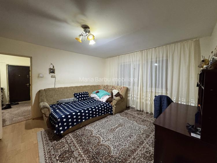 2 cam, etaj 1, 51 mp, fara imbunatatiri, Aleea Rozelor - 3