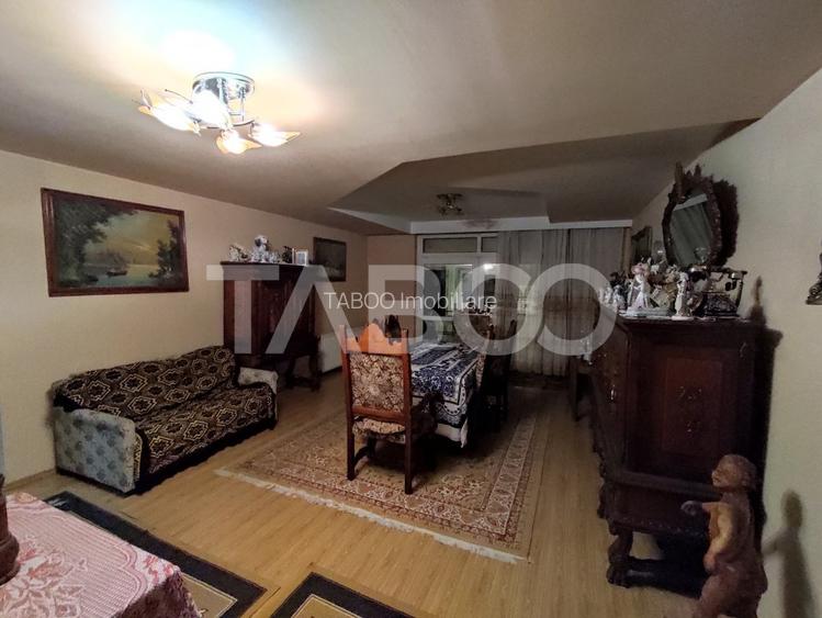 Casa cu spatii comerciale de vanzare in Sibiu Lacul Binder - 13