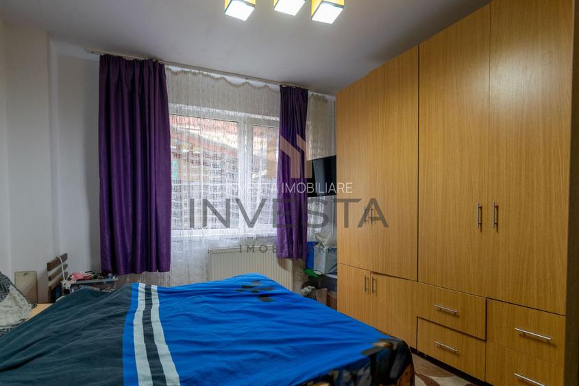 DE VANZARE CASA CU 4 CAMERE BUNA ZIUA - 11