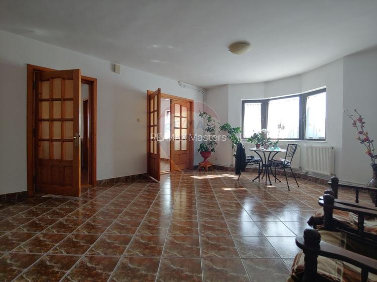 Casa / Vila de vanzare cu teren intravilan 1200 mp-Zvoristea, Suceava - 44