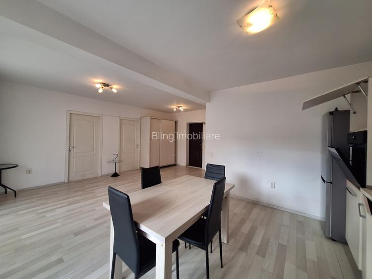 Apartament cu 3 camere, 61 mp, 2 balcoane, zona Porii - 3
