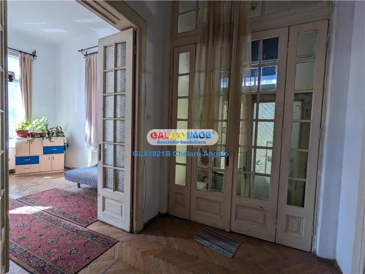 Unirii Cantemir vila P+2 ,210 mp utili, 8 camere teren 155 mp - 9