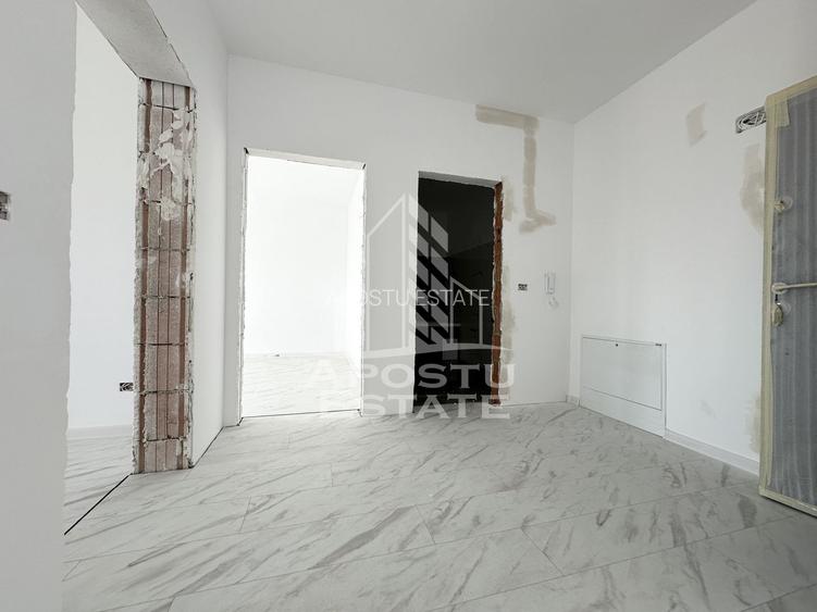 Apartament cu 2 camere, decomandat, etaj 1, bucatarie inchisa, Giroc - 2