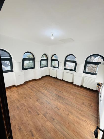 Apartament de vacanta- TVA 0% - Vila in stil Neo-Romanesc - 4