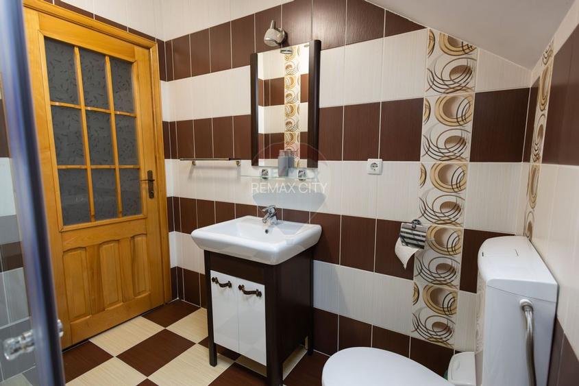 Casa spatioasa de vanzare - 34