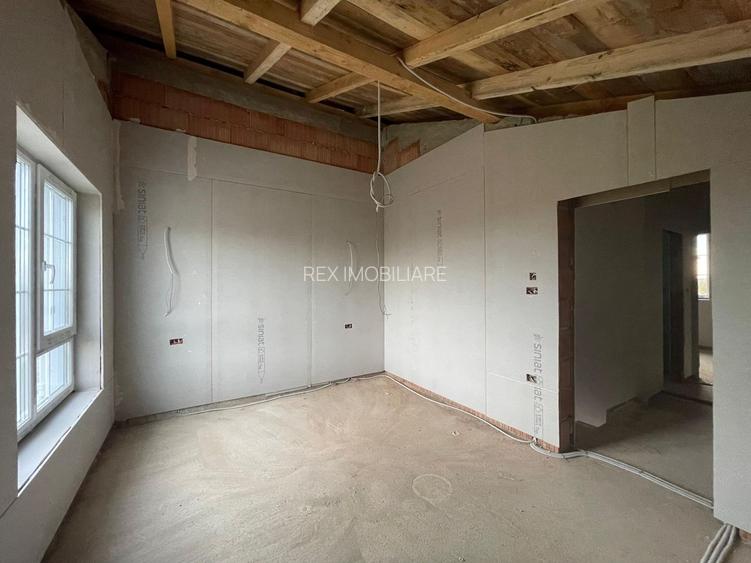 Duplex despartit prin CT cu 4 camere - 5