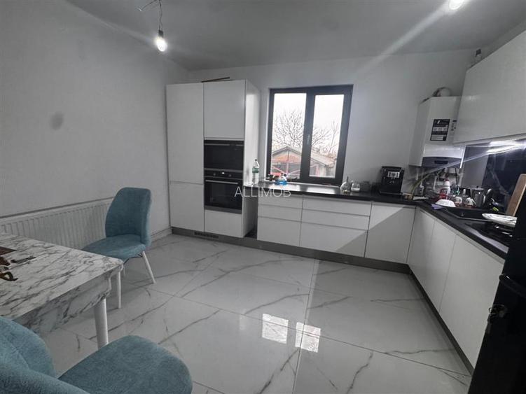 Casa 7 camere in Manesti. - 5