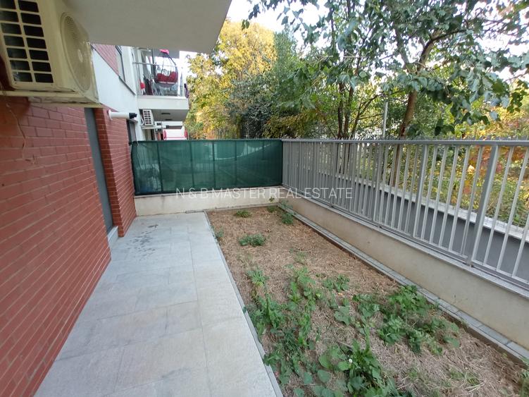 Garsoniera parter +25mp curte - 6