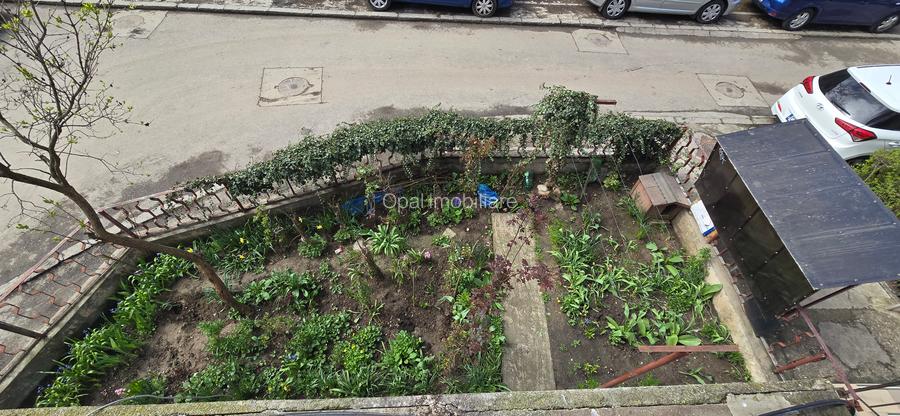 Exclusivitate-Casa de Cultura, apartament 2 camere, et.1/4, centrala gaz,mobilat - 24