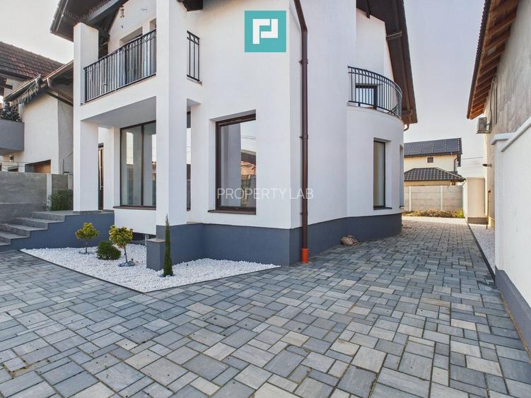 Casa cu 5 camere in Livada - 4