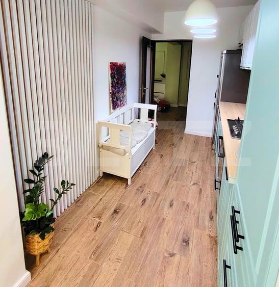 Apartament modern de vanzare, 2 camere zona Aleea Strugurilor + loc de parcare